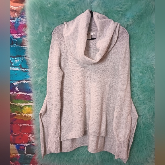 Kaisely Gray Cowl Neck Long Sleeve High Low Sweater Size M - Picture 4 of 13